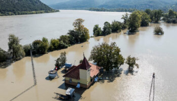 En Hongrie, la tempête Boris sort le Danube de son lit