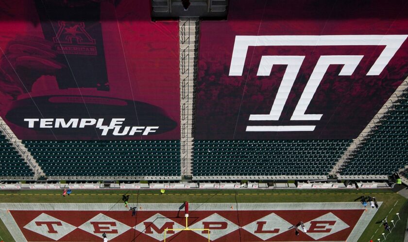 Temple kicker drills 64-yard field goal for second longest in modern FBS history