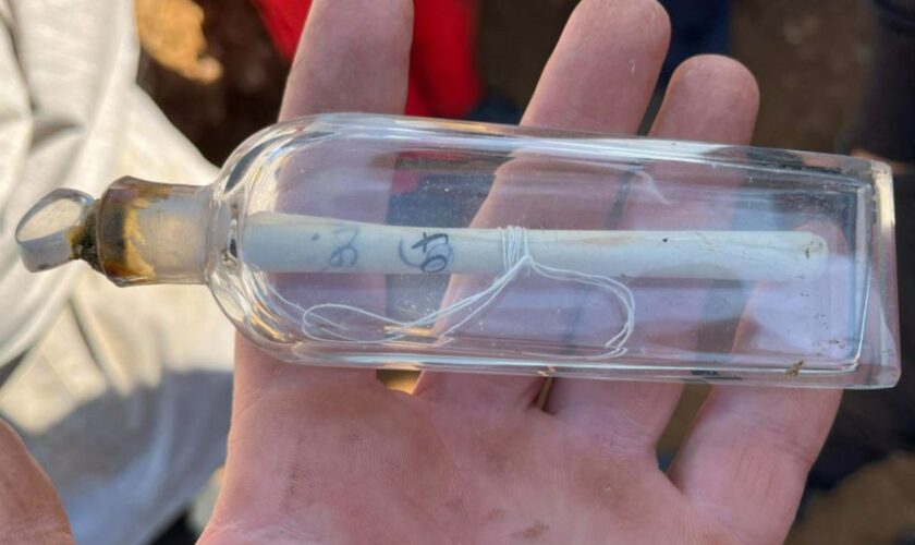 Researchers discover nearly 200-year-old message in a bottle: 'Absolutely magic moment'