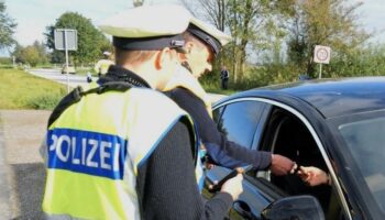 Fast 900 unerlaubte Einreisen an Landgrenzen festgestellt