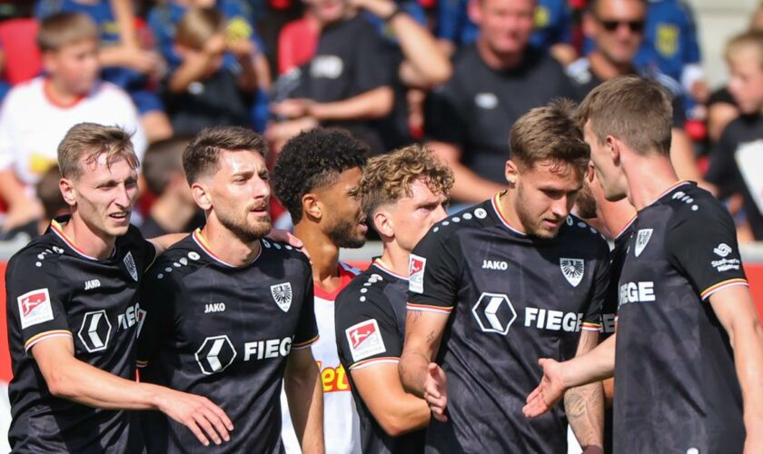 Münster und Ulm schießen Schalke auf den Relegationsplatz