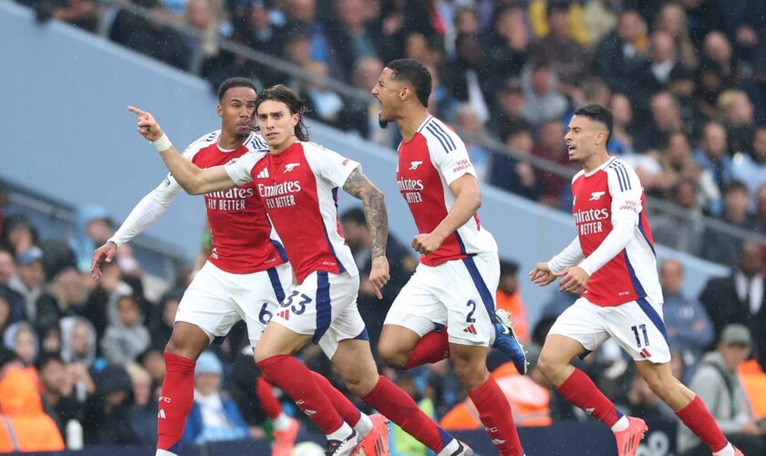 Manchester City v Arsenal LIVE: Latest score as Riccardo Calafiori scores stunning equaliser on full debut