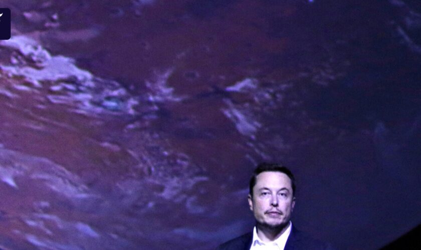 Musk: SpaceX plant fünf unbemannte Mars-Missionen bis 2026