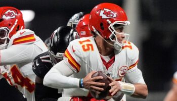 Kansas City Chiefs remain undefeated with 22-17 victory over Atlanta Falcons