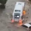 Inondations à Cannes : les voitures flottent dans des rues devenues torrents à cause d’un déluge