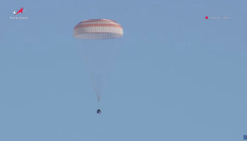 Un vaisseau Soyouz atterrit au Kazakhstan après un séjour record dans l'ISS