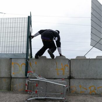 Frankreich : Französische Regierung will härtere Linie bei Migration