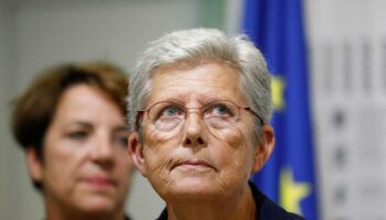 Geneviève Darrieussecq à la Santé : « Une ministre qui porte les couleurs de la macronie »