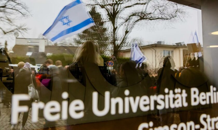 Nach antisemitischer Attacke auf Lahav Shapira – Anklage gegen 23-jährigen Angreifer