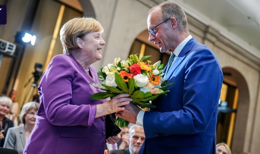 CDU würdigt Altkanzlerin Merkel: Die liebe Angela und der liebe Friedrich