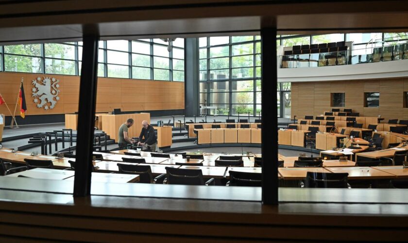 Thüringer Landtag: Jetzt live: Schafft es die AfD an die Spitze des Thüringer Landtags?