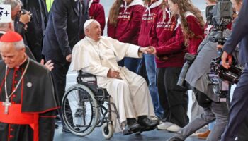 Papstbesuch in Belgien: Franziskus trifft eine tief verunsicherte KIrche