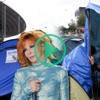 Pour le concert de Mylène Farmer au Stade de France, ses fans ont campé pendant des jours sous la pluie