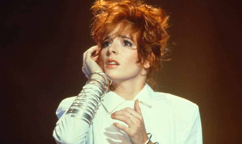 Mylène Farmer n’a pas changé depuis le début de sa carrière mais le regard qu’on porte sur elle, si