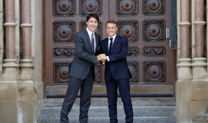 Au Canada, Emmanuel Macron et Justin Trudeau prônent une "économie ouverte et décarbonée"