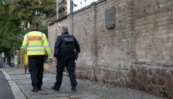 Extremismus: Polizei ermittelt nach Hasskommentaren zu Synagoge in Halle