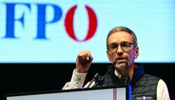 Herbert Kickl, président et candidat du Parti autrichien de la liberté (FPÖ, lors d'un meeting électoral à Vienne, le 27 septembre 2024