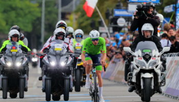 A Zurich, Tadej Pogacar devient champion du monde de cyclisme avec de la fuite dans les idées