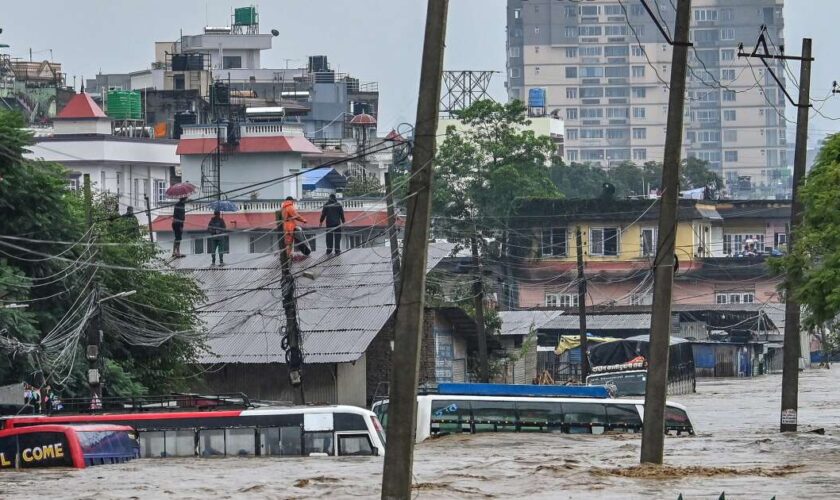 Népal, ouragan Helene, Autriche : les informations de la nuit