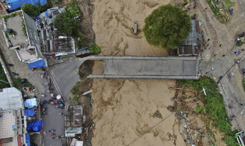 Au Népal, des inondations font au moins 148 morts et 59 disparus