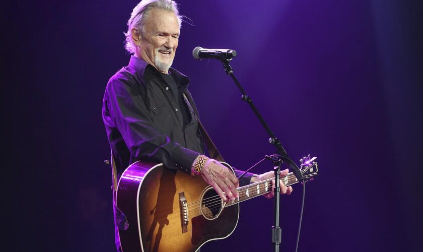 Kris Kristofferson: Country-Musiker Kris Kristofferson gestorben