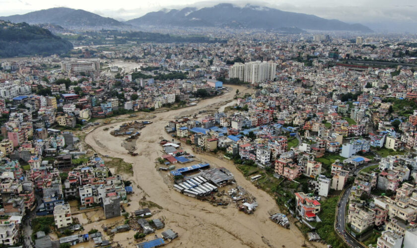 Inondations au Népal : au moins 192 morts