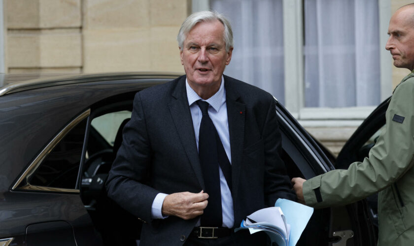 Michel Barnier déroge à ces deux traditions (et ça dit beaucoup du moment politique)