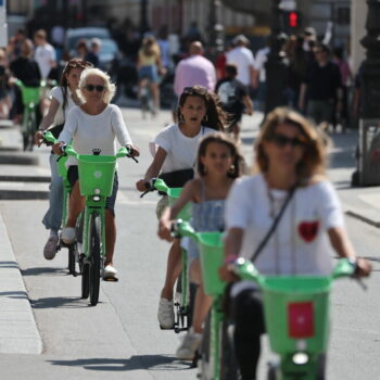 Après un bel été olympique, les vélos Lime et Dott espèrent poursuivre leur route dans le Grand Paris