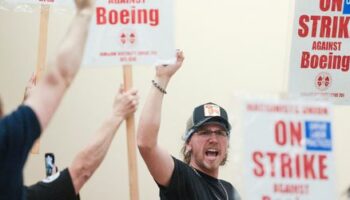 Arbeiter stimmen für Streik: Boeing-Belegschaft lehnt 25-Prozent-Angebot ab