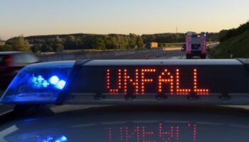 Die A7 ist wegen eines schweren Unfalls bei Memmingen gesperrt. (Symbolbild) Foto: Stefan Puchner/dpa