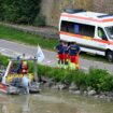 Einsatzkräfte suchen nach Vermissten in der Donau