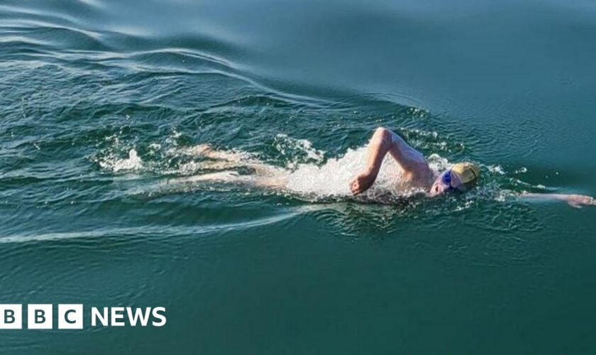 British swimmer believed to be fastest female to cross Lake Geneva