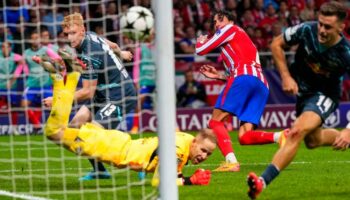 Christoph Baumgartner kann das Gegentor gegen Atlético nicht verhindern. Foto: Manu Fernandez/AP/dpa