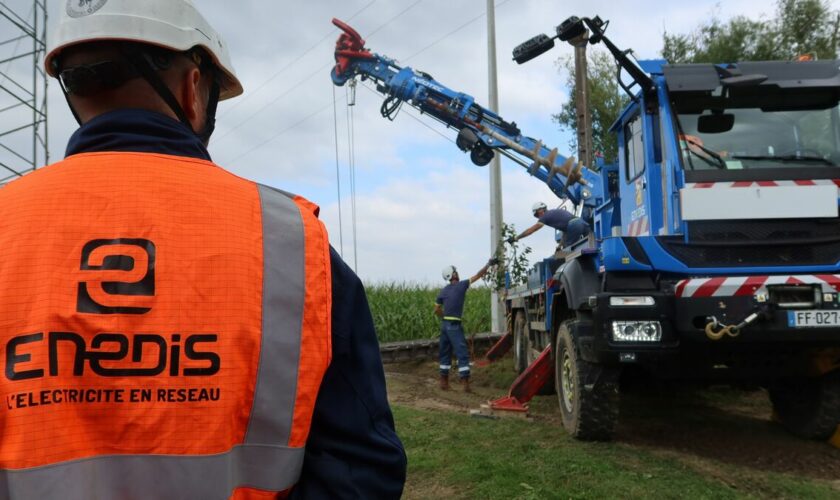 Changement climatique : tempêtes, canicules… Enedis rénove ses lignes électriques pour résister aux coupures