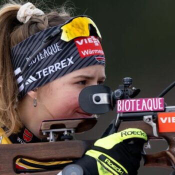 Die Rosenheimerin Johanna Puff war beim City-Biathlon in Dresden beste DSV-Athletin. Foto: Hendrik Schmidt/dpa