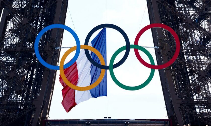 Coût, date... Les questions qui se posent autour du maintien des anneaux olympiques sur la Tour Eiffel