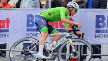 Cyclisme : Tadej Pogacar incontestable champion du monde