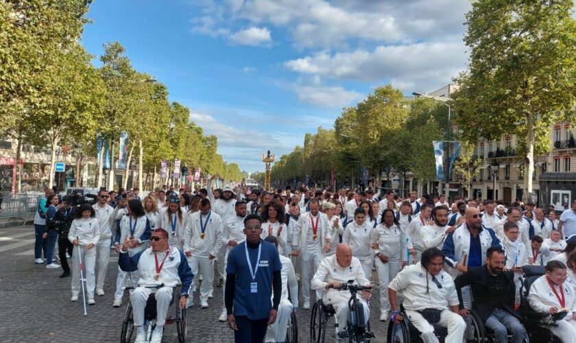 DIRECT. JO Paris 2024 : la cérémonie de décorations va débuter devant l'Arc de Triomphe avec Emmanuel Macron