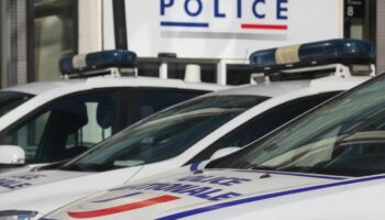 Dammarie-les-Lys : un jeune homme inconscient et grièvement blessé découvert dans une voiture