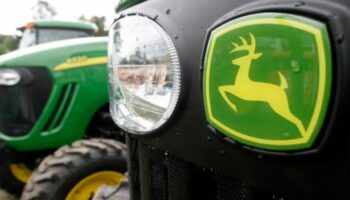 Donald Trump droht Traktorbauer John Deere mit 200-prozentigen Zöllen