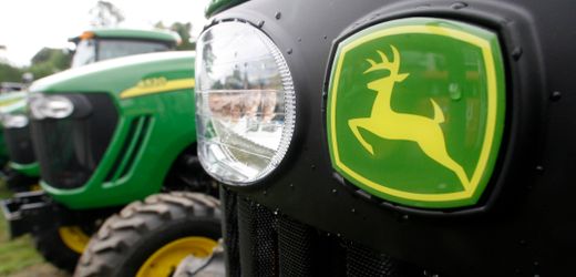 Donald Trump droht Traktorbauer John Deere mit 200-prozentigen Zöllen