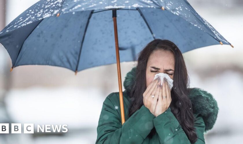 Drop in UK flu shots could lead to worse winter, heath officials warn