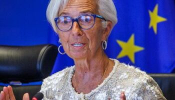 EZB-Präsidentin Christine Lagarde deutet weitere Zinssenkung an