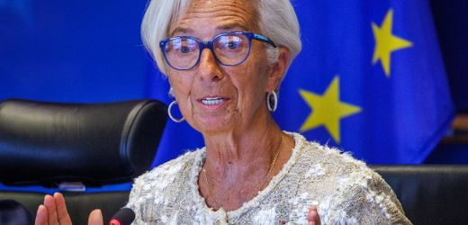 EZB-Präsidentin Christine Lagarde deutet weitere Zinssenkung an