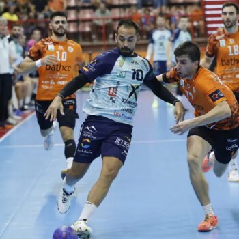 El Ángel Ximénez Puente Genil no despega y suma otra derrota ante Torrelavega (28-26)