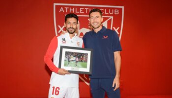 El Athletic homenajea a Jesús Navas en su última visita a San Mamés