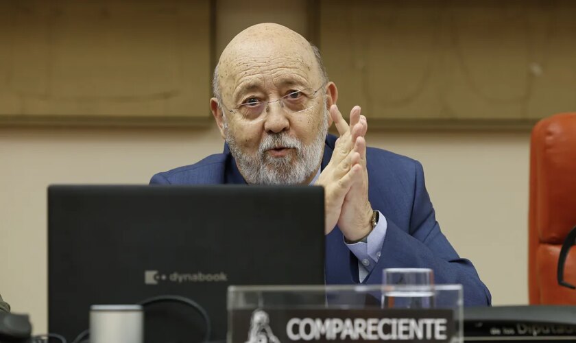 El PP se da un año de plazo para investigar a Tezanos en el Senado y fuerza la fiscalización del CIS