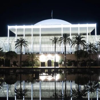 El Palau de la Música estrena una iluminación ornamental más eficiente gracias a un convenio con la Fundación Iberdrola España