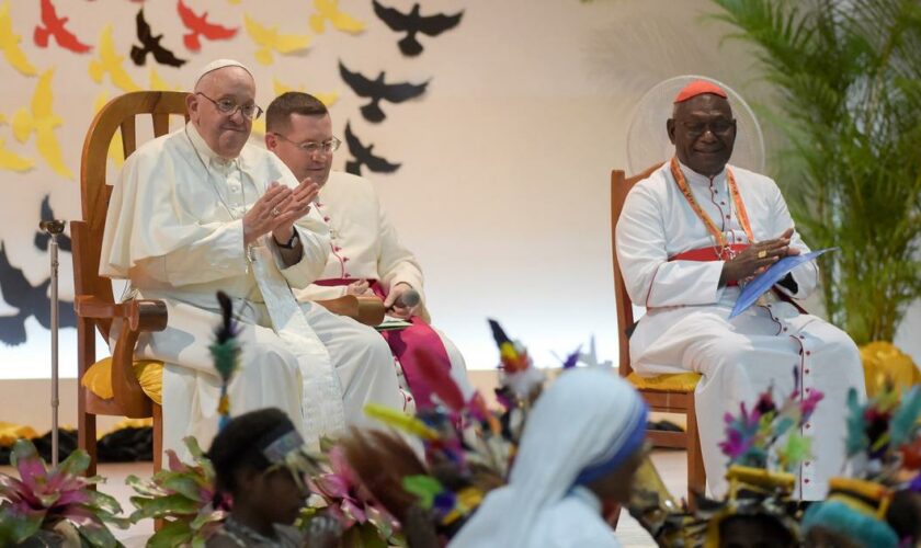 En Papouasie-Nouvelle-Guinée, le pape François appelle les «multinationales» à partager le gâteau de l'exploitation des minerais avec les pauvres