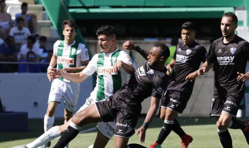 Fecha y hora del Huesca - Córdoba CF: una jornada más (la quinta) fuera del fin de semana